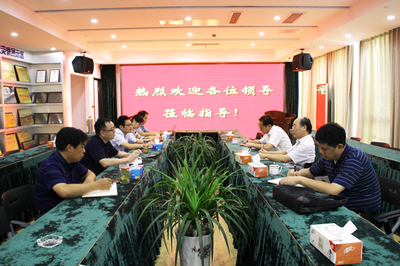 邗江區糧食局姚正根局長一行蒞臨公司考察指導，共謀糧食市場管理服務新發展